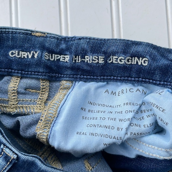 AMERICAN EAGLE WOMENS CURVY SUPER HI-RISE JEGGINGS JEANS SIZE 6 - Picture 5 of 8